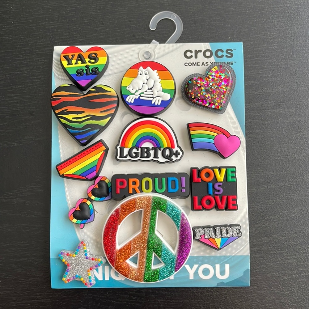 Crocs Pride Charm Pack